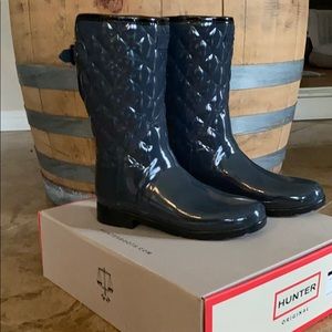 HUNTER Refined Gloss Quilted Short Boots
